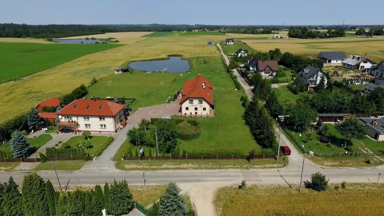 Вилла Agro Nad Stawem Жуково Экстерьер фото