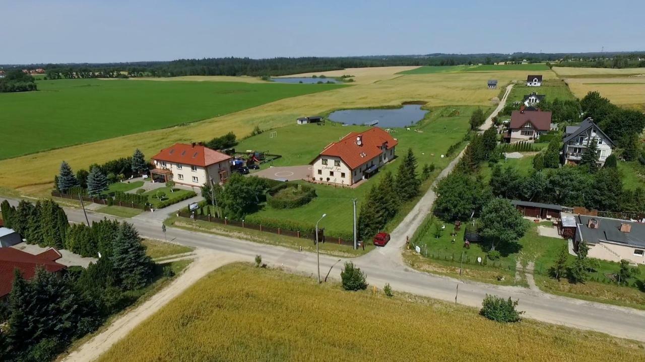 Вилла Agro Nad Stawem Жуково Экстерьер фото